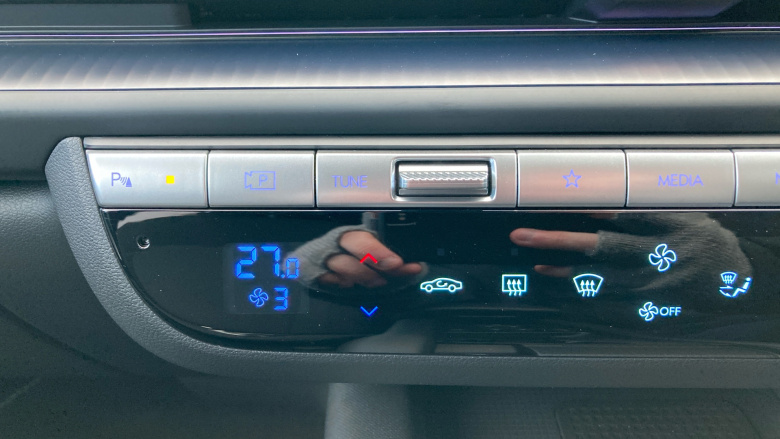 Hyundai IONIQ 6 168kW Premium 77kWh 4dr Auto Electric Saloon